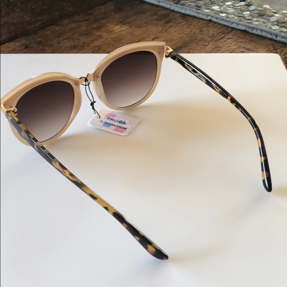 Cream Round trendy fashion sunglasses - Picture 6 of 8